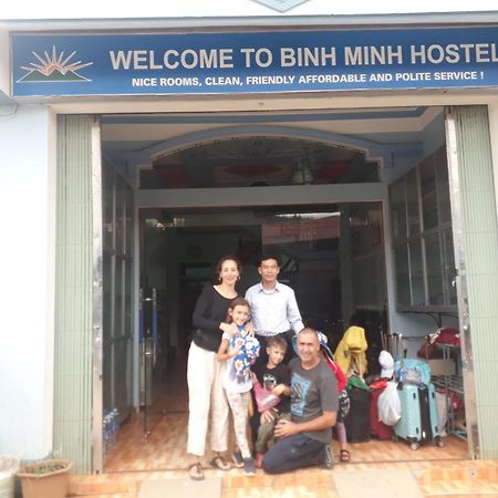 Binh Minh Hostel Донґван Екстер'єр фото