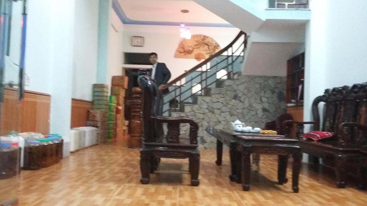 Binh Minh Hostel Донґван Екстер'єр фото