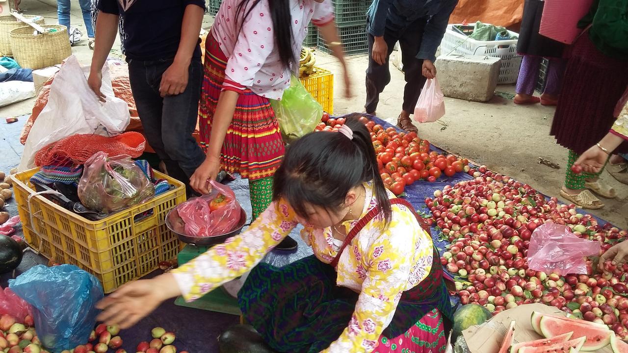 Binh Minh Hostel Донґван Екстер'єр фото