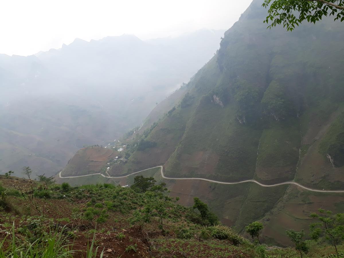 Binh Minh Hostel Донґван Екстер'єр фото